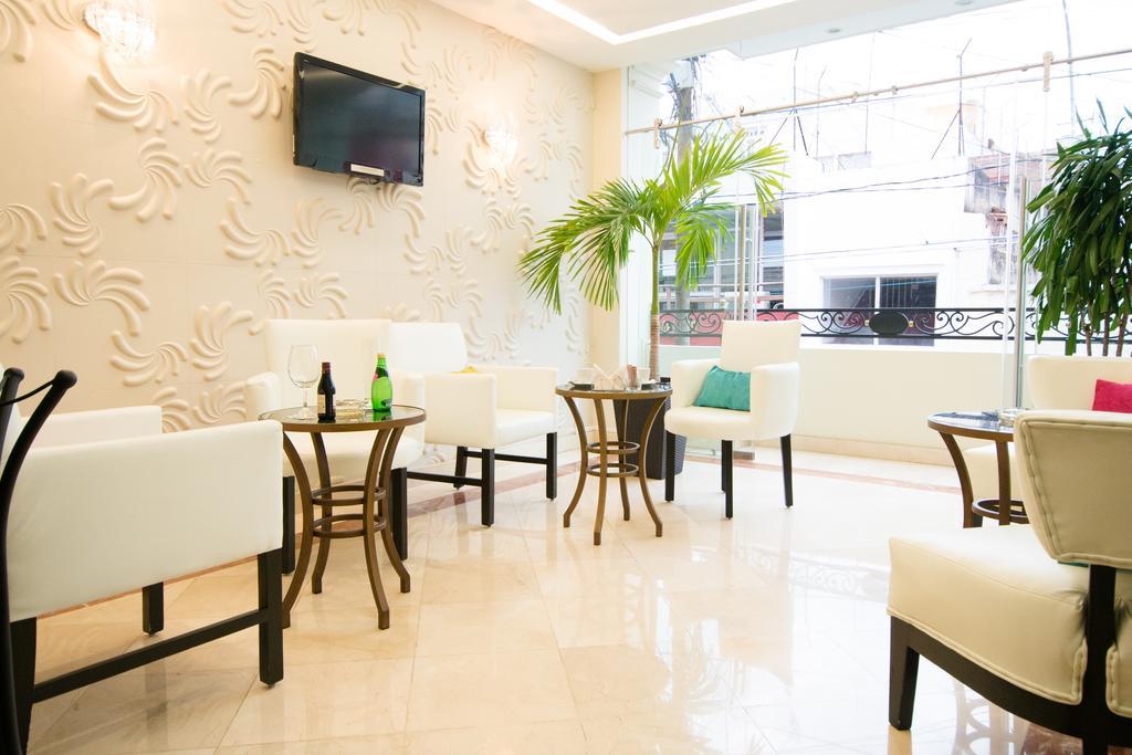 Grand Hotel Tepatitlan 外观 照片